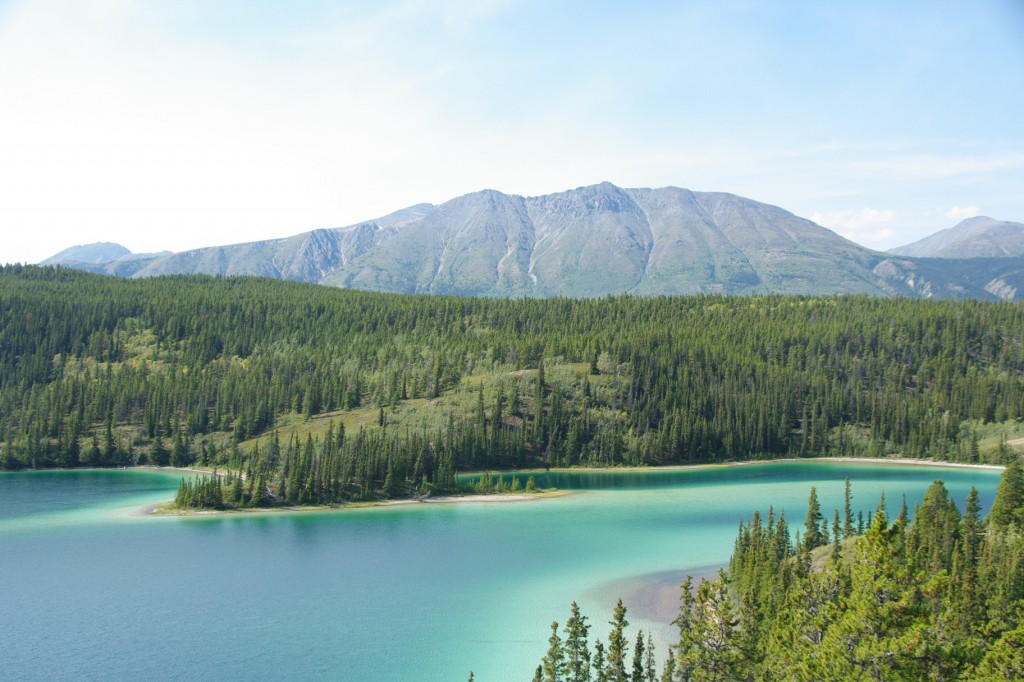 Encore un lac, pourtant je me m'en lasserais pas...