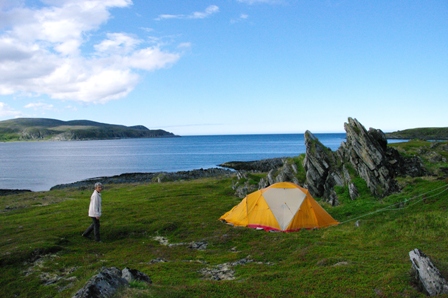 Vue sur la mer de Barents, un bivouac de luxe...