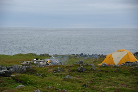 Face à l'océan arctique il est bon de jouer au robinson.