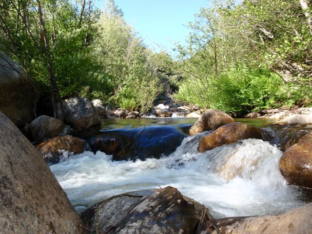 Le jacuzi, pour l'eau chaude voir le plombier du coin!