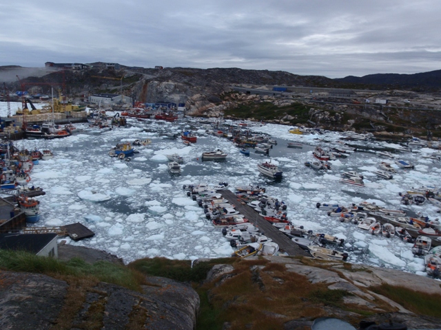 Le port d'Ilulissat bloqué par les glaces