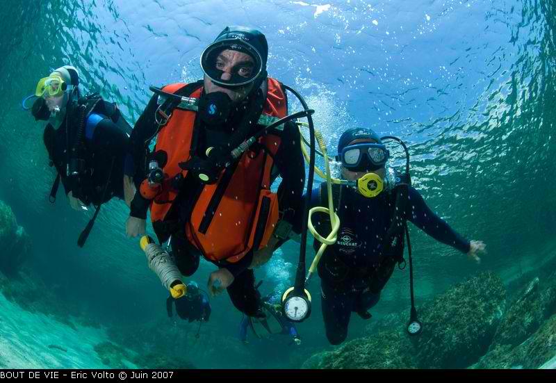 Dans une eau turquoise la découverte des fonds est toujours un grand moment d'émotion pour les stagiaires.